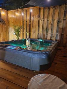 Gallery image of PURA VIDA Lodge Cabane perchée in Sainte-Rose