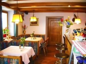 Restaurace v ubytování Gasthof Hohenbichl