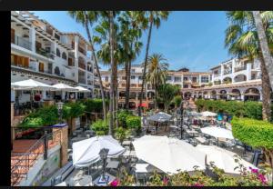 Budova, kde se vila nachází