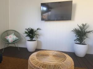 TV i/ili multimedijalni sistem u objektu Lazy Stays