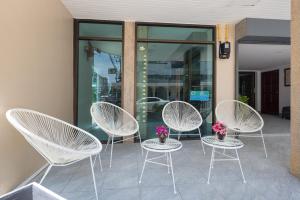 Fotografie z fotogalerie ubytování Bevans Place Karon v destinaci Karon pláž