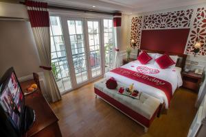 Katil atau katil-katil dalam bilik di La Beaute De Hanoi Hotel