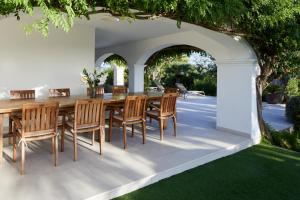 Zahrada ubytování Villa Can Joan I - Fantastic Sunset Views and Family Friendly -