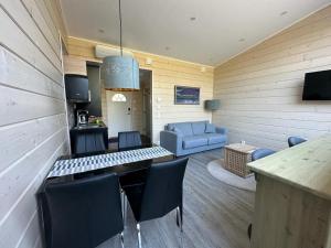 Köök või kööginurk majutusasutuses Northern Lights Village Pyhä
