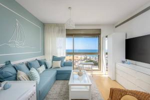 Posezení v ubytování #Breathtaking 4BR/3BA Duplex Seafront