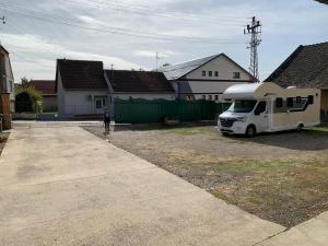 Fotografija u galeriji objekta Apartman Dragulj 2 u gradu Kula