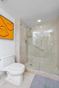 Ванная комната в Avi Lux Stay