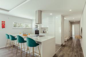 Η κουζίνα ή μικρή κουζίνα στο Moradia familiar v4 com piscina