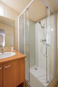 Fotografie z fotogalerie ubytování Camping La Pinède v destinaci Gréoux-les-Bains + 69 fotografií