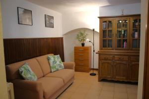 Foto dalla galleria di Riva Bianca Castle Holiday Home a Lierna