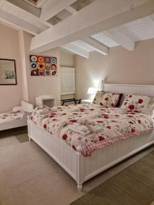 Posteľ alebo postele v izbe v ubytovaní Luxury Relaxing Home near Catania, Taormina, the Sea and Mount Etna