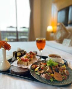 度假酒店内部或周边提供的食物