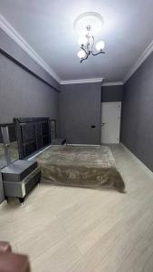 Cama ou camas em um quarto em Spacious Rooms