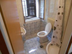 Łazienka w obiekcie Guesthouse Kuća na šterne
