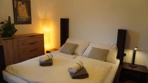 Komplette Wohnung Nähe Autobahn - Apartment 1客房内的一张或多张床位
