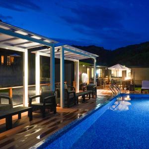 Bazén v ubytování Setouchi Island Stays Suo Oshima nebo v jeho okolí