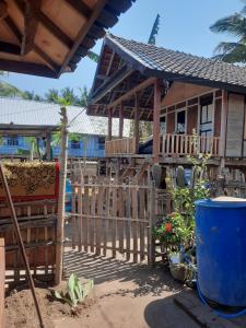 Balkón nebo terasa v ubytování GoodMuning SurfCamp + 21 fotografií
