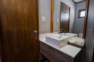 Koupelna v ubytování Naiya Buree Boutique Resort