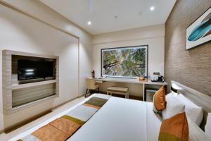 Μια τηλεόραση ή/και κέντρο ψυχαγωγίας στο Click Hotel Pithampur