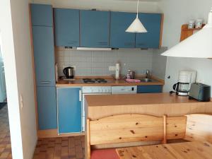 Kuchyň nebo kuchyňský kout v ubytování Falkenweg 7