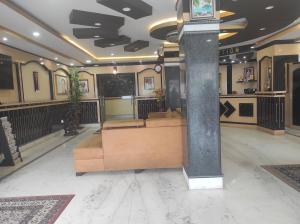 Gallery image of Hotel Rising Sun in Bacha