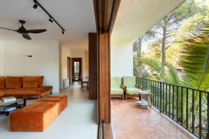 Posedenie v ubytovaní Luxury private Villa 25m Pool, Gym, 200m to Beach