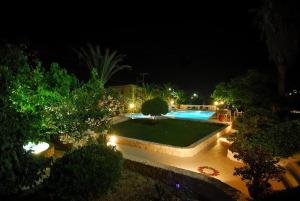 Bazén v ubytování Anatoli Beach Hotel nebo v jeho okolí