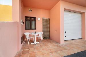 Balkón nebo terasa v ubytování Casa Rural Paula Maretas Beach