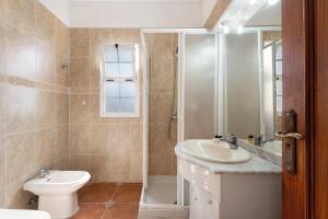Łazienka w obiekcie Bonita Casa Arianny con Piscina