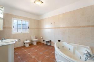 Łazienka w obiekcie Bonita Casa Arianny con Piscina