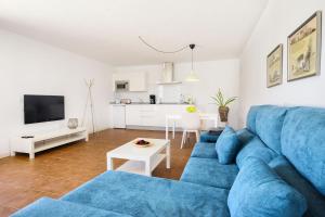 A television and/or entertainment centre at Peñas Blancas