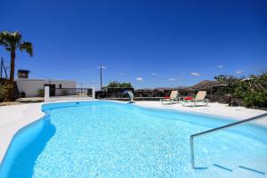 The swimming pool at or close to Peñas Blancas