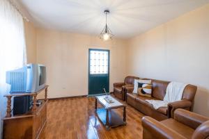 TV/trung tâm giải trí tại Villa Pequenino by GALMI