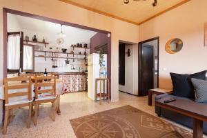 Η κουζίνα ή μικρή κουζίνα στο Brownie Home