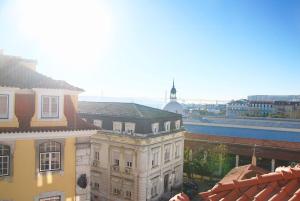 General view ng Lisbon o city view na kinunan mula sa apartment