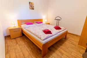 Postel nebo postele na pokoji v ubytování Apartmány Skihouse Jasná
