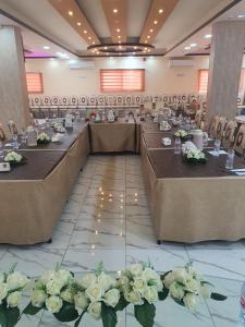 Fotografie z fotogalerie ubytování Alfares Hotel v destinaci Tufailah + 37 fotografií