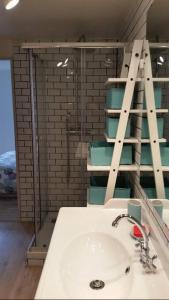 Ένα μπάνιο στο Havre de Paix au Centre de Rouen