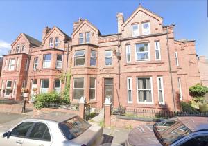 Το κτήριο όπου στεγάζεται  το διαμέρισμα