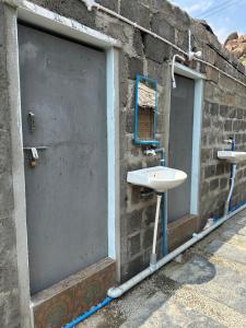 New HampiThe Gravity Cafe -A Unit Of StayChillHampi的相册照片