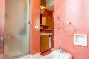 Koupelna v ubytování B&B Villa Ghira Como