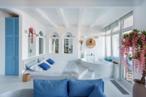 Ảnh trong thư viện ảnh của Anna Maria Santorini - Greek Suite & Large sea terrace Arcadia ở Odessa +37 ảnh