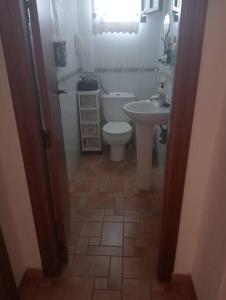 Bilik mandi di FINCA EL ROMERO, Finca a 15 minutos de Sevilla