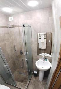 Koupelna v ubytování Villa De France