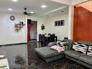 Gallery image of K & J Homestay — Seremban Jaya 7 in Seremban