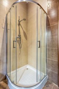 Vannituba majutusasutuses A 3BR characteristic home in Rabat with lovely views by 360 Estates