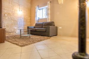 Istumisnurk majutusasutuses A 3BR characteristic home in Rabat with lovely views by 360 Estates