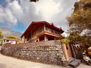 Gallery image of The little nest Home Stay in Bhīm Tāl +22 photos