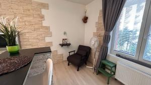 Posezení v ubytování Bastien Studio near Airport