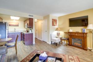 an open living room with a kitchen and a living room at The Painted Pony Condo with Pool and Gym Access! in Sedona